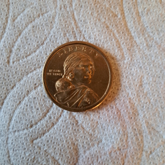 "RARE","Sacagawea" $1 Error Dollar Coin, No Date, No Mint Mark on Obverse 2009 P - Picture 8 of 9